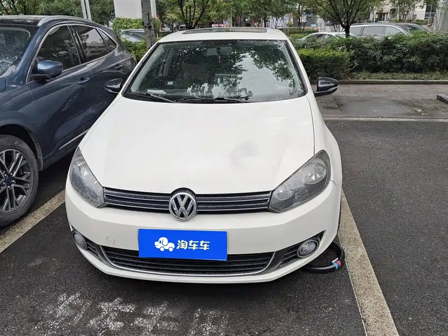 Volkswagen Golf 2012 1.6 AT Comfort