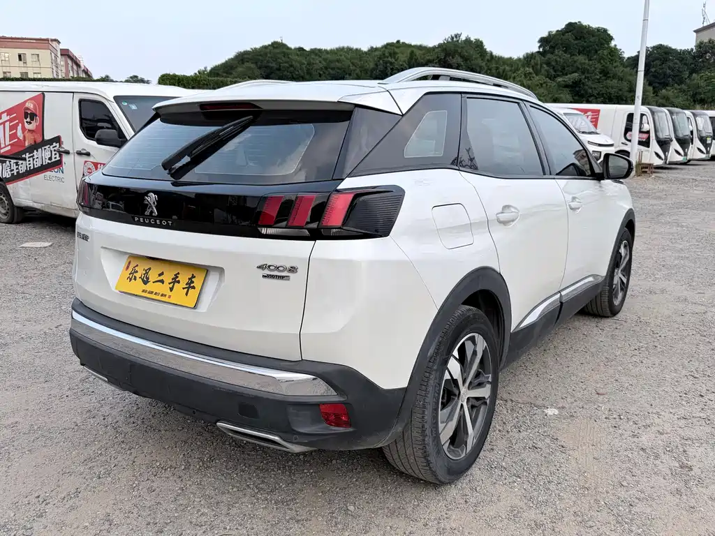 Peugeot 4008 — миниатюра 6