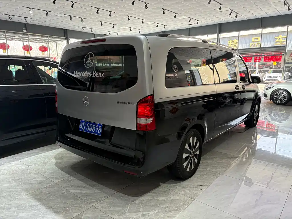 MERCEDES-BENZ VITO