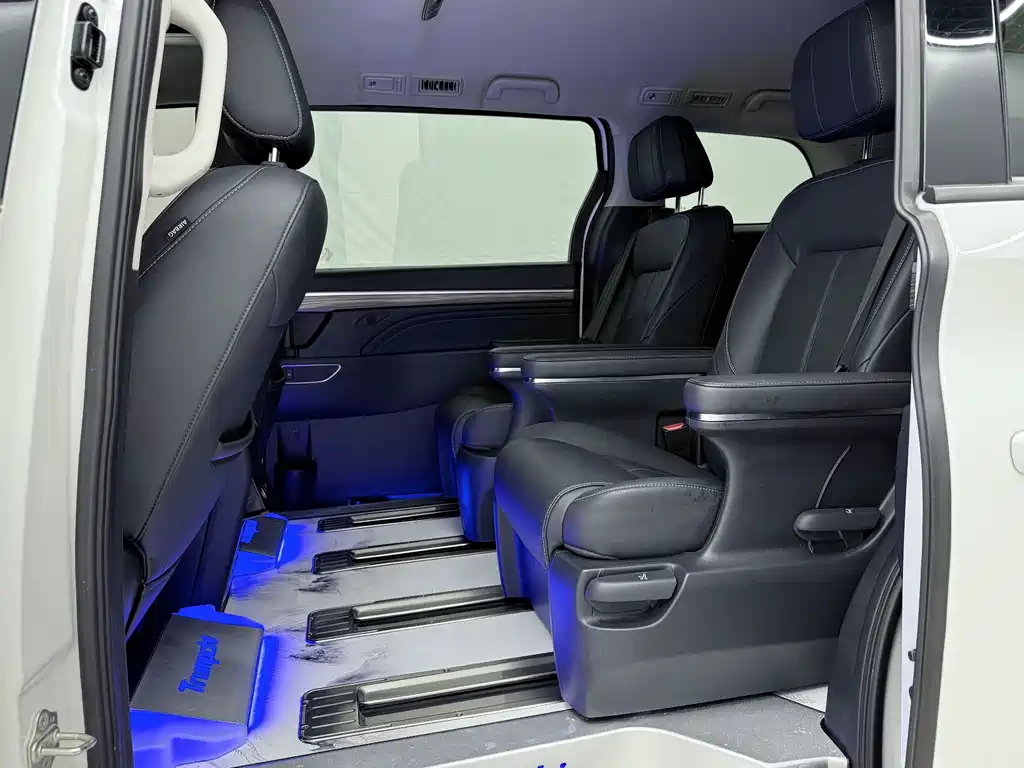 GAC Motor Trumpchi M8 — миниатюра 10