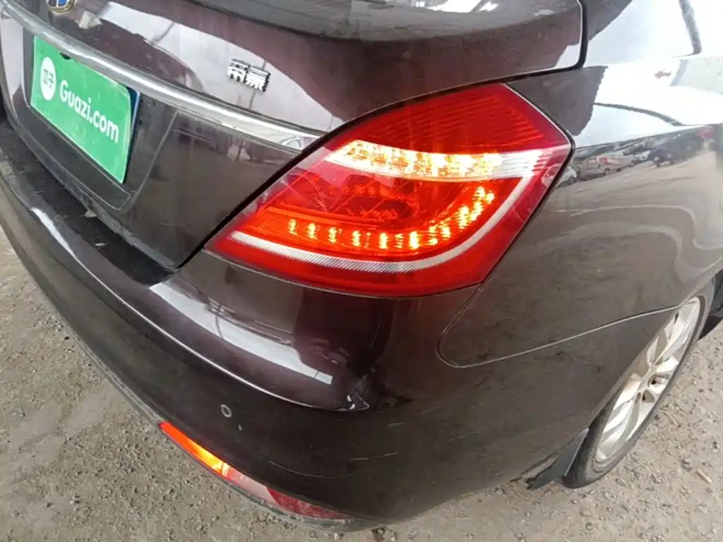Geely Emgrand — миниатюра 8