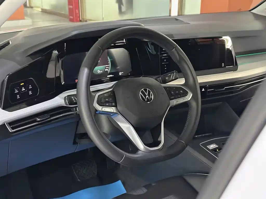 Volkswagen Golf — миниатюра 4