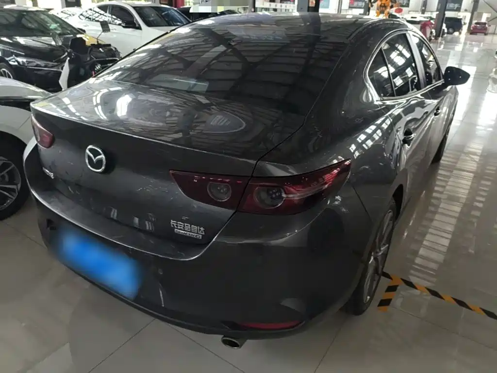 Mazda 3 Axela — миниатюра 7