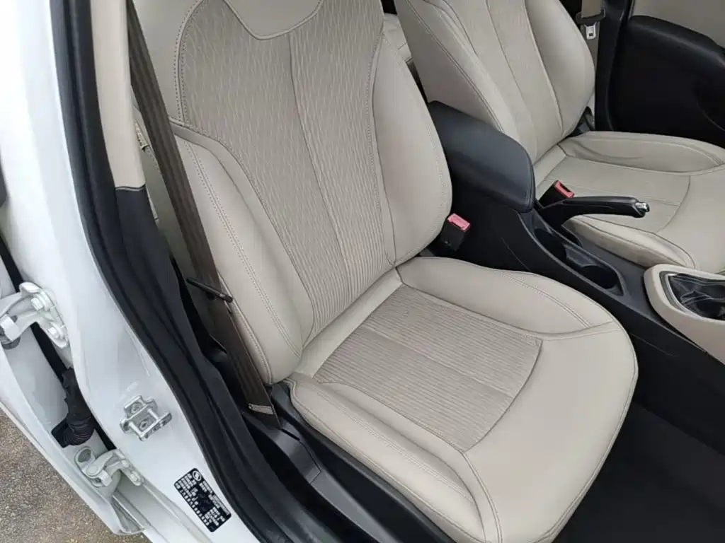 Buick Excelle — миниатюра 25