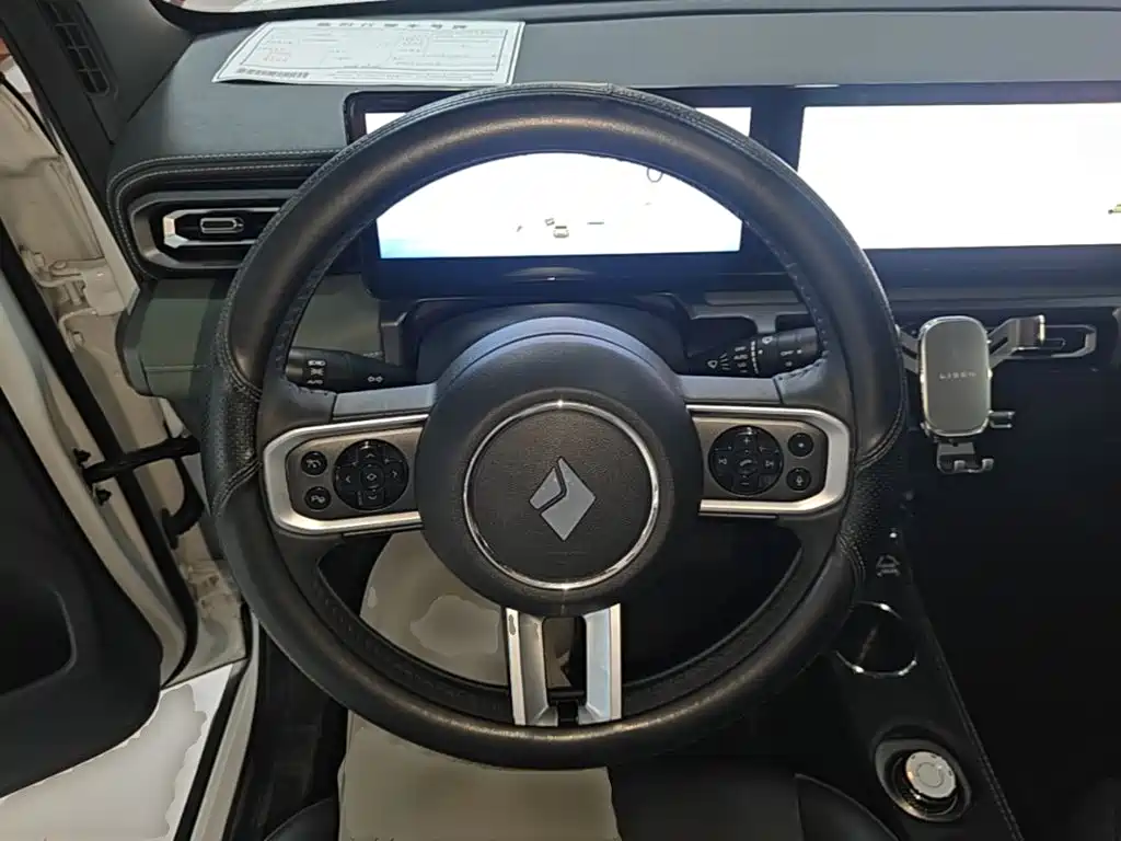 Baojun Yueye — миниатюра 11