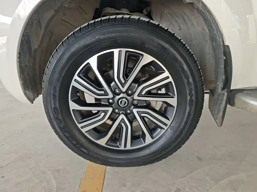 Nissan Terra — миниатюра 23