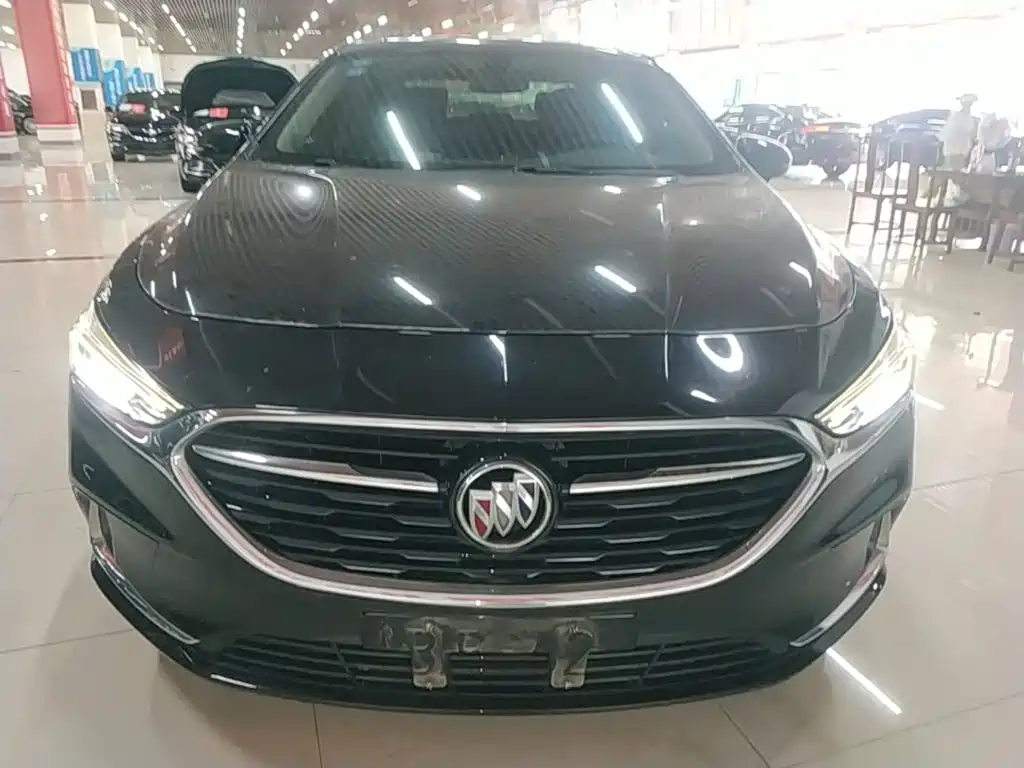 Buick LaCrosse — миниатюра 3