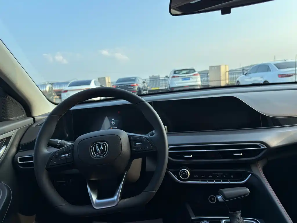 Changan Eado — миниатюра 8