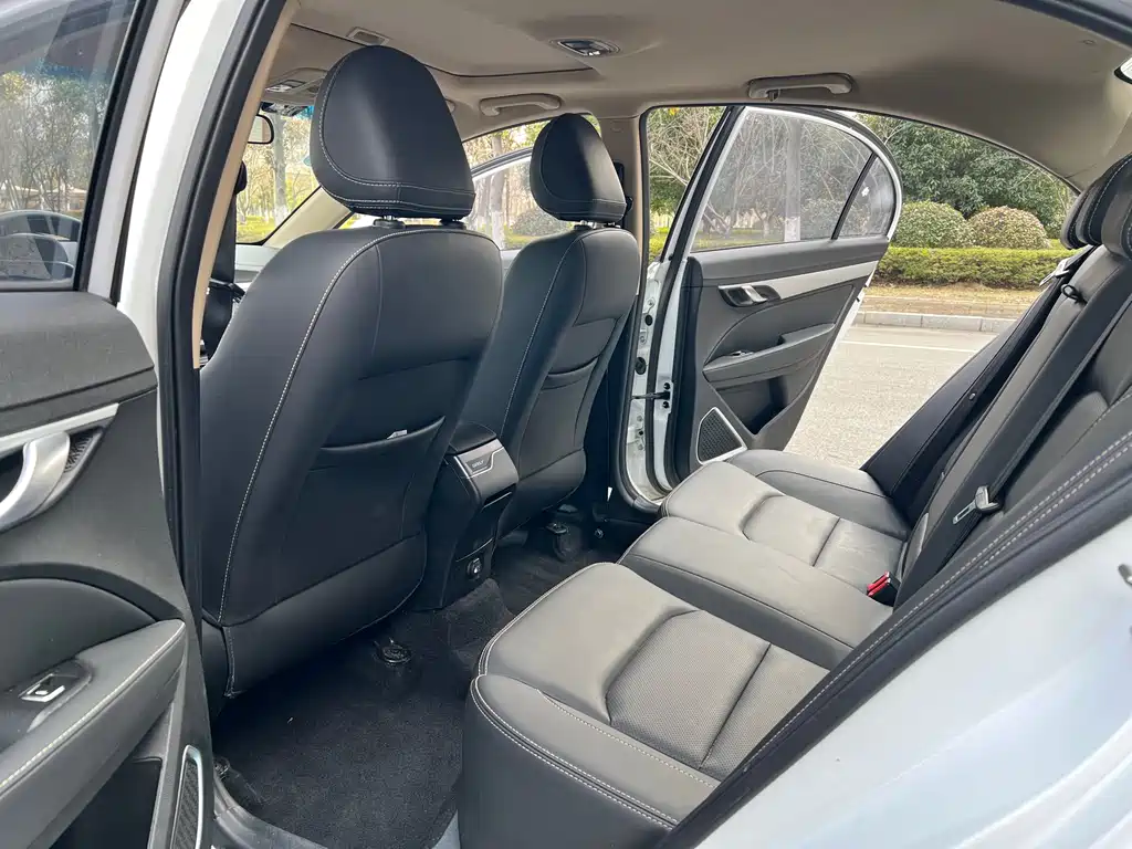 GEELY AUTOMOBILE EMGRAND