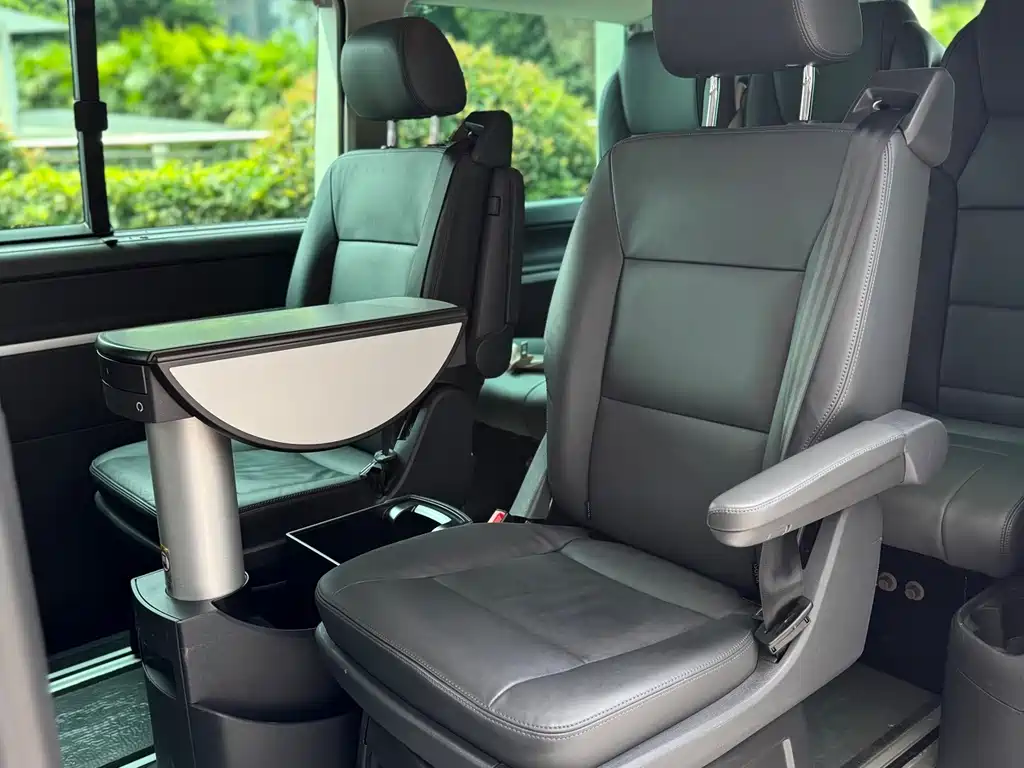 Volkswagen Multivan — миниатюра 11
