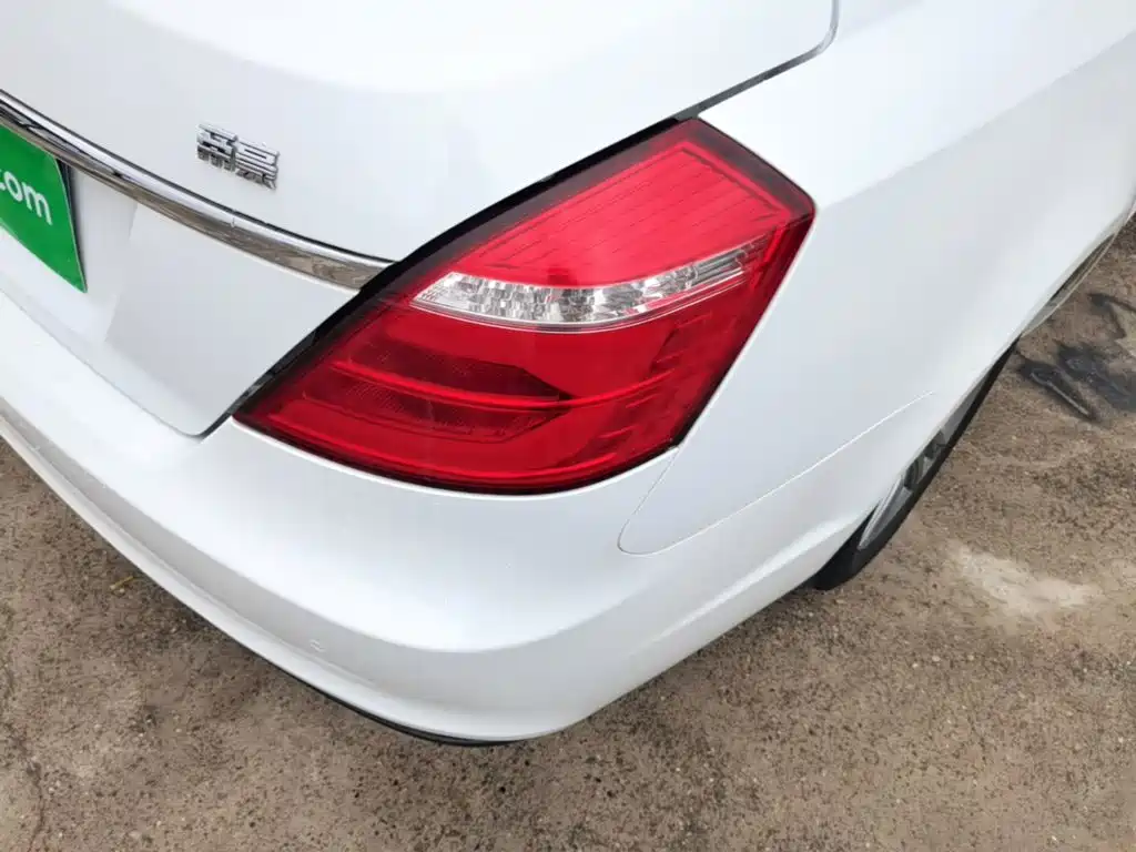 Geely Emgrand — миниатюра 8