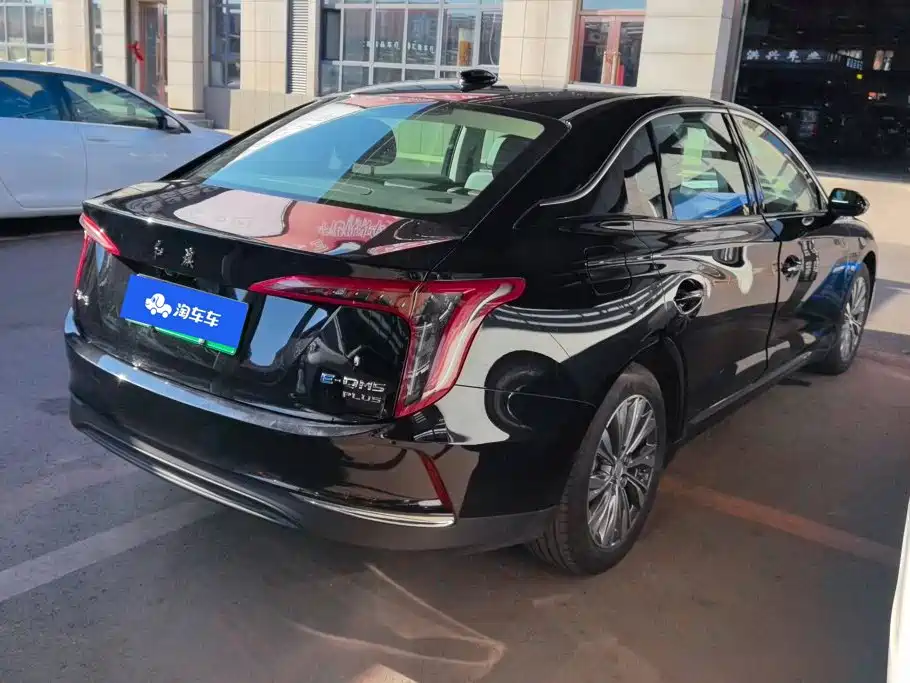 Hongqi Hongqi E-QM5 — миниатюра 3