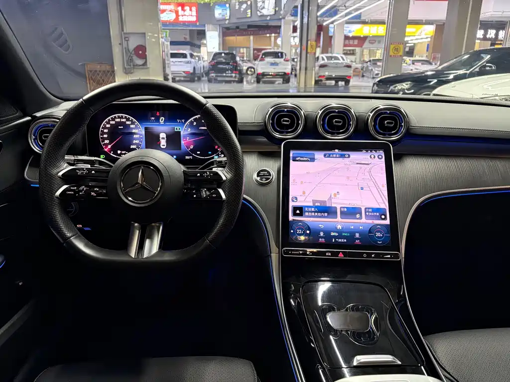 Mercedes-Benz C-Class — миниатюра 5