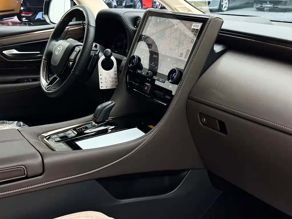 Toyota Alphard — фотографии объявления, Фото 16