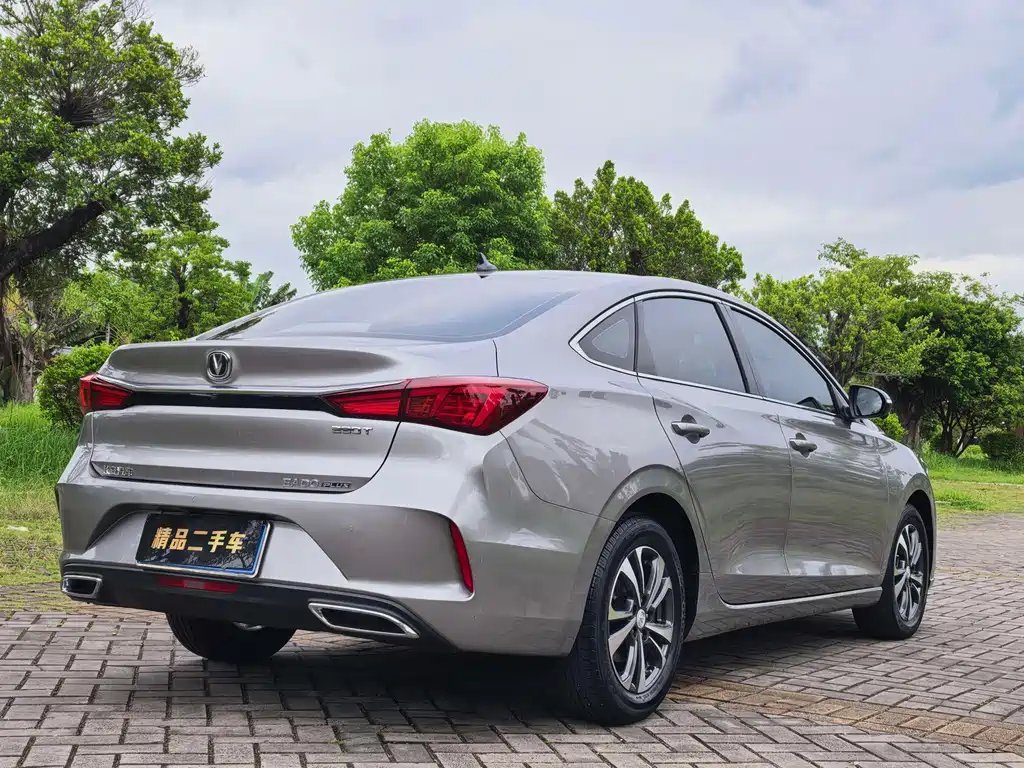 Changan Eado — миниатюра 4