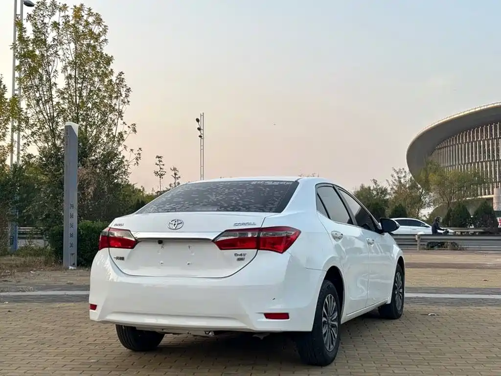 Toyota Corolla — миниатюра 4