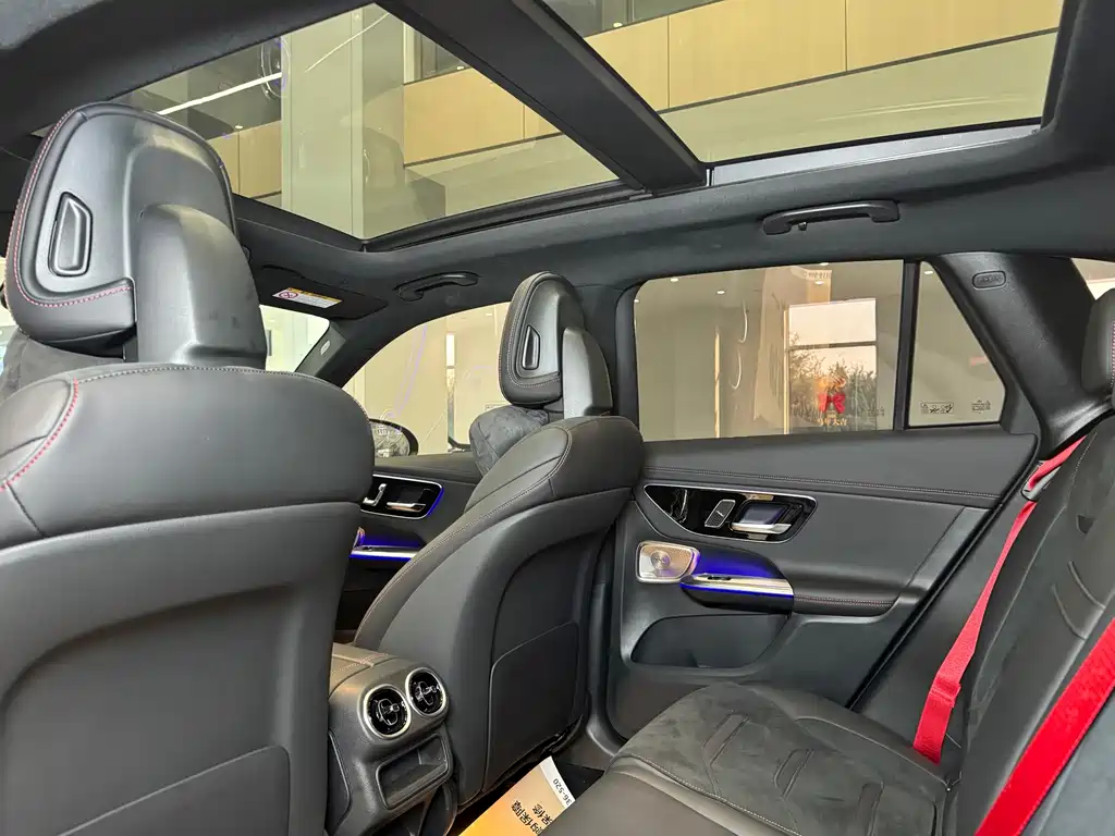 Mercedes-Benz GLC AMG — миниатюра 9