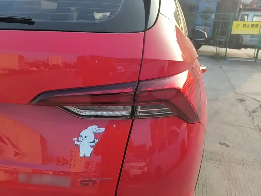Skoda Kamiq — миниатюра 8