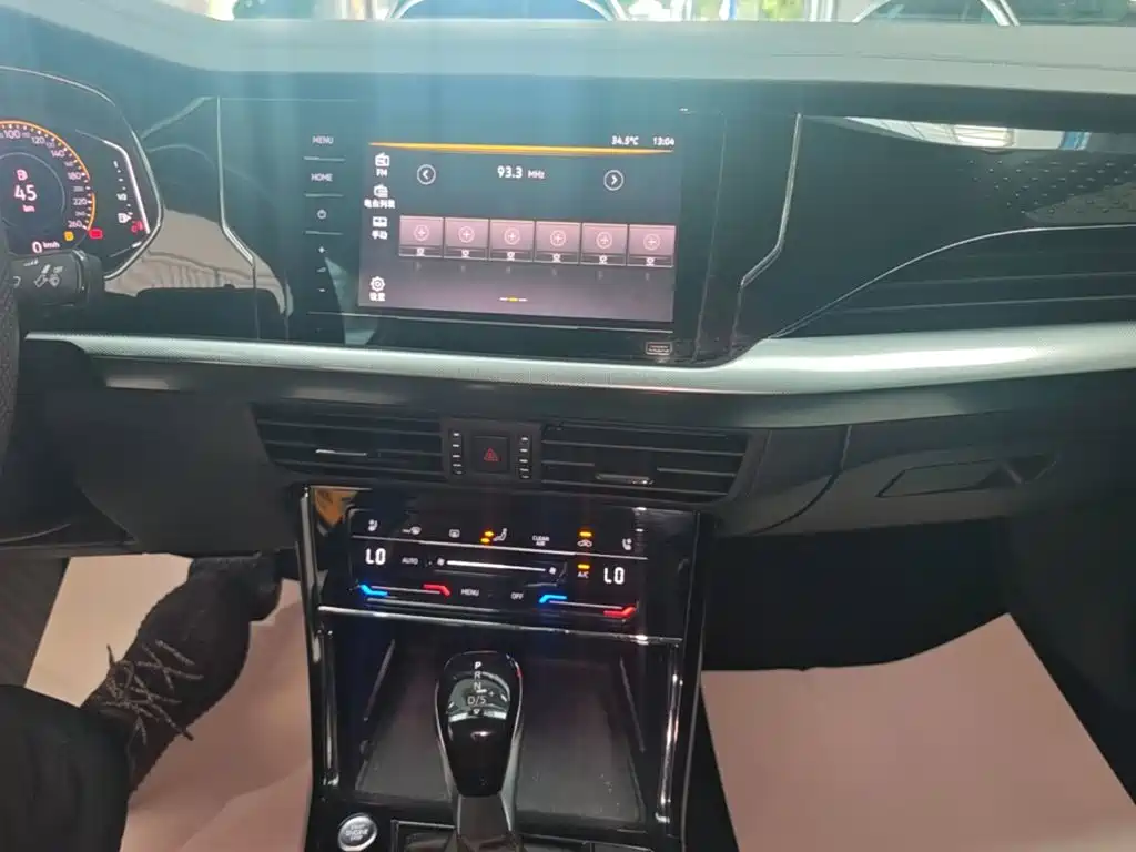 Volkswagen Passat — миниатюра 13