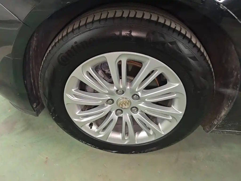 Buick LaCrosse — миниатюра 23