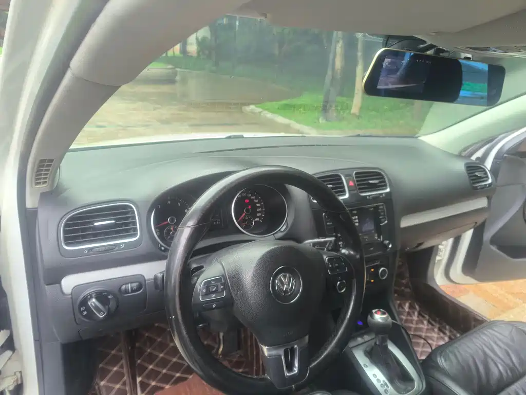 Volkswagen Golf — миниатюра 15