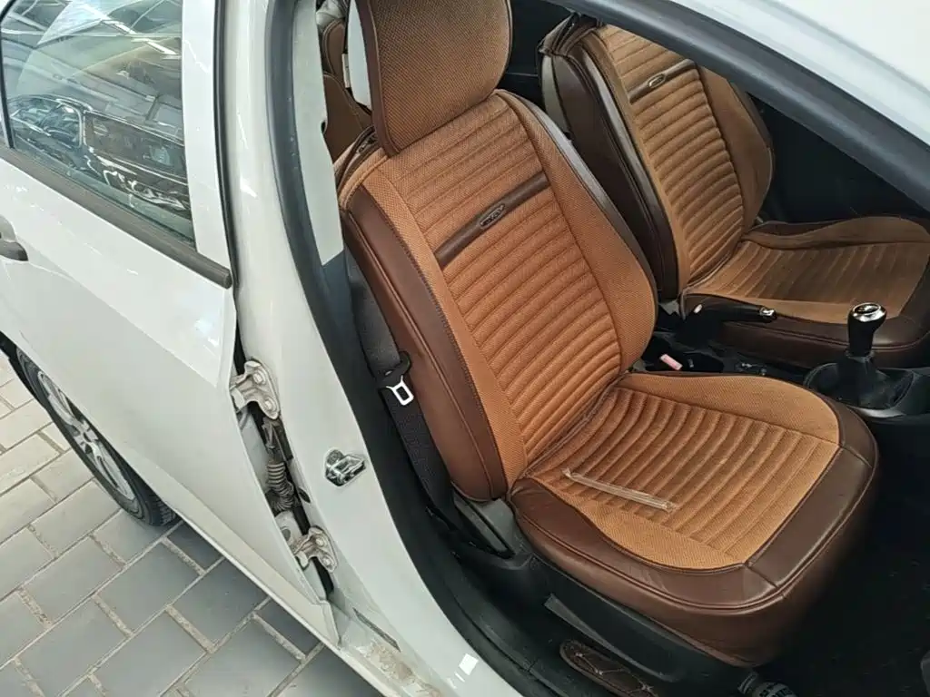 Chevrolet Aveo — миниатюра 25