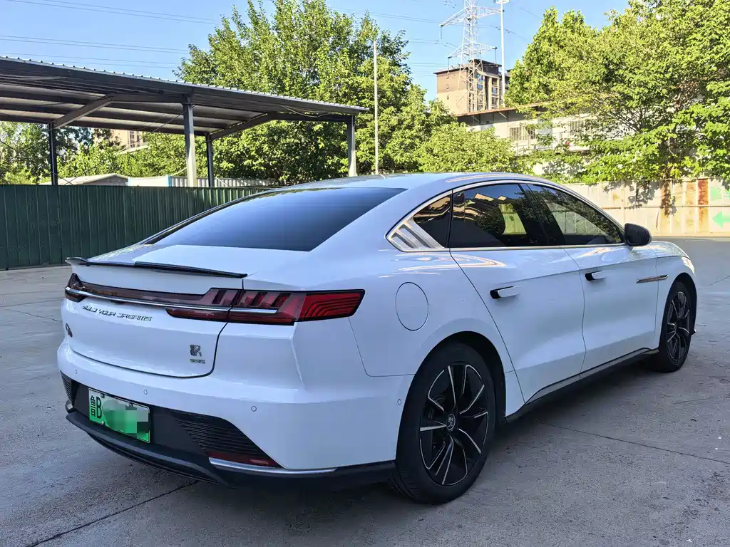 BYD Han — миниатюра 5