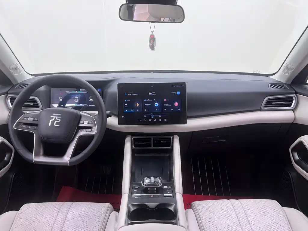 BYD Yuan UP — миниатюра 21