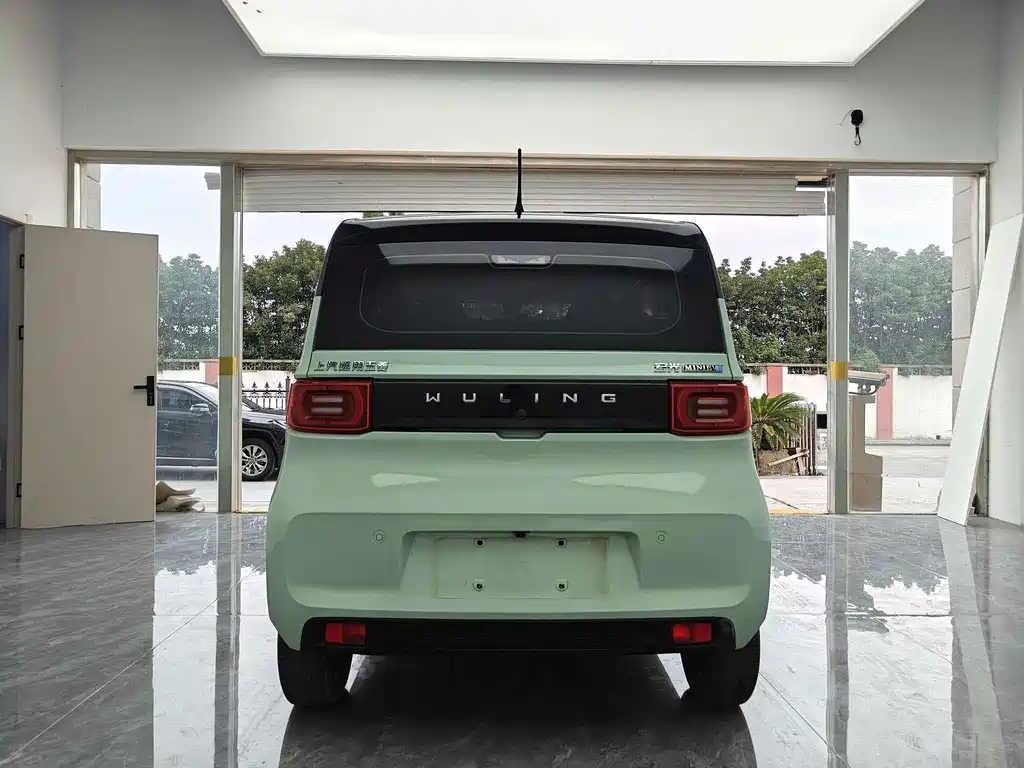 Wuling MINIEV — миниатюра 5