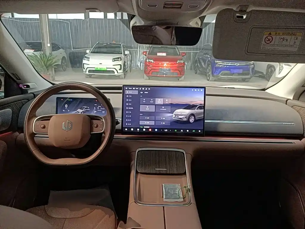 Leapmotor Leapmotor C11 — миниатюра 10