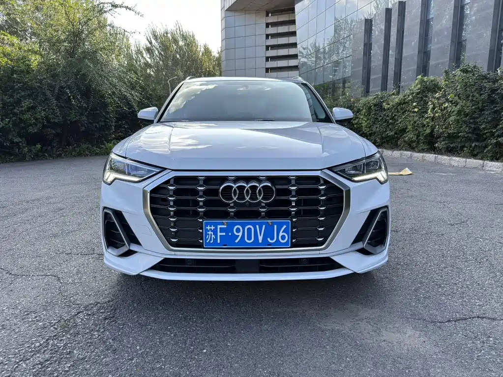 Audi Q3 — миниатюра 2