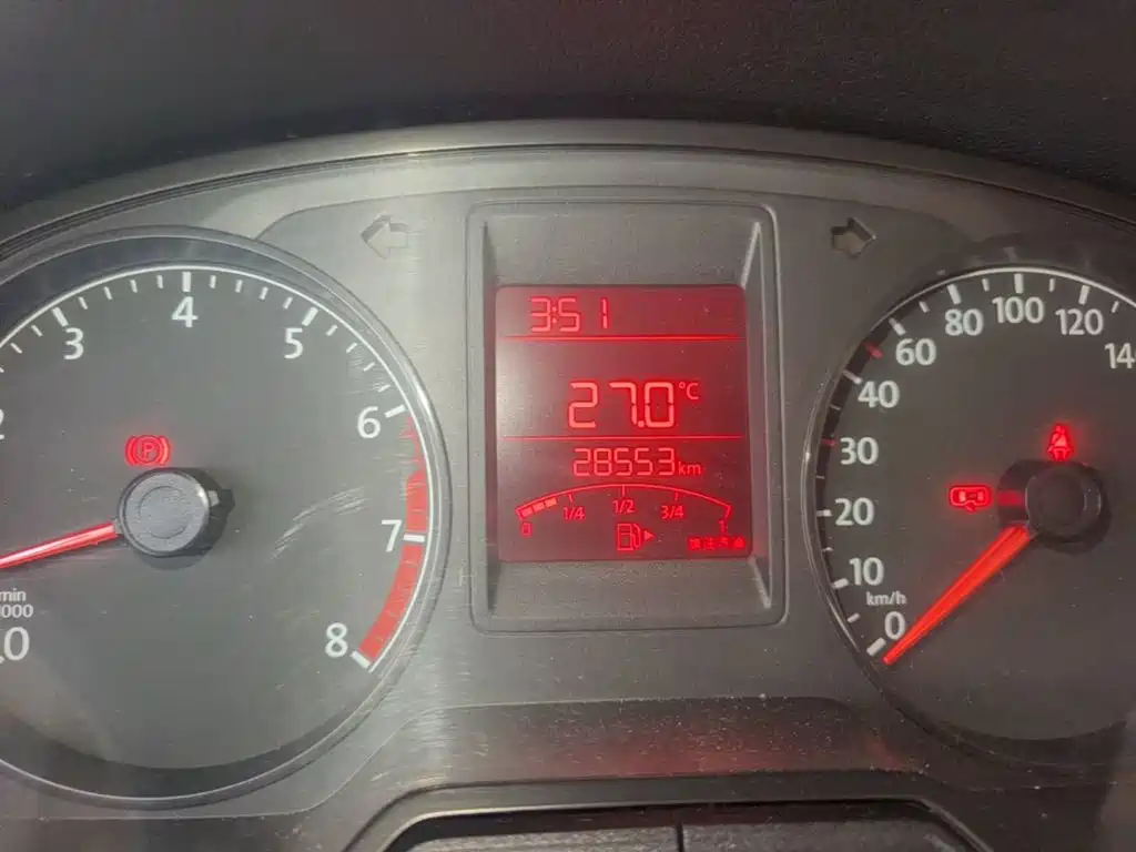 Volkswagen Jetta — миниатюра 12