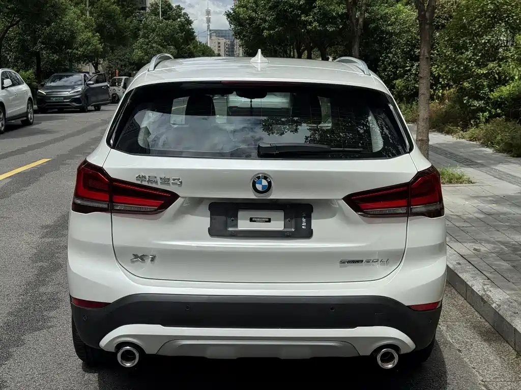 BMW X1 — миниатюра 9