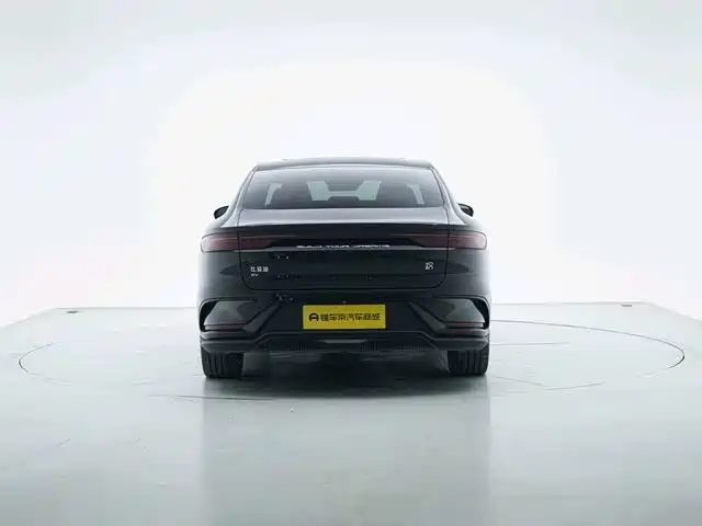 BYD Han — миниатюра 2