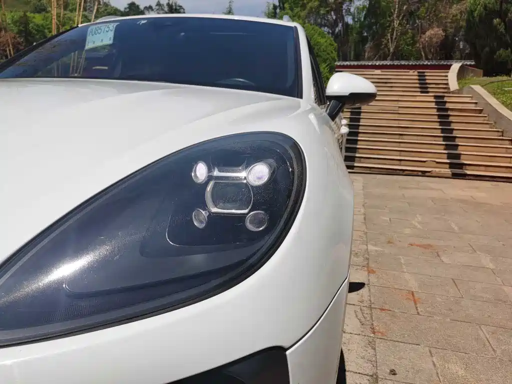 Porsche Macan 2020 Macan 2.0T