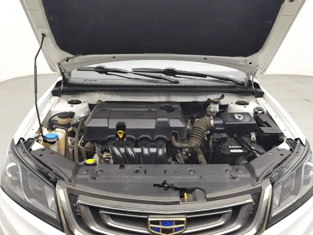 Geely Emgrand — миниатюра 6