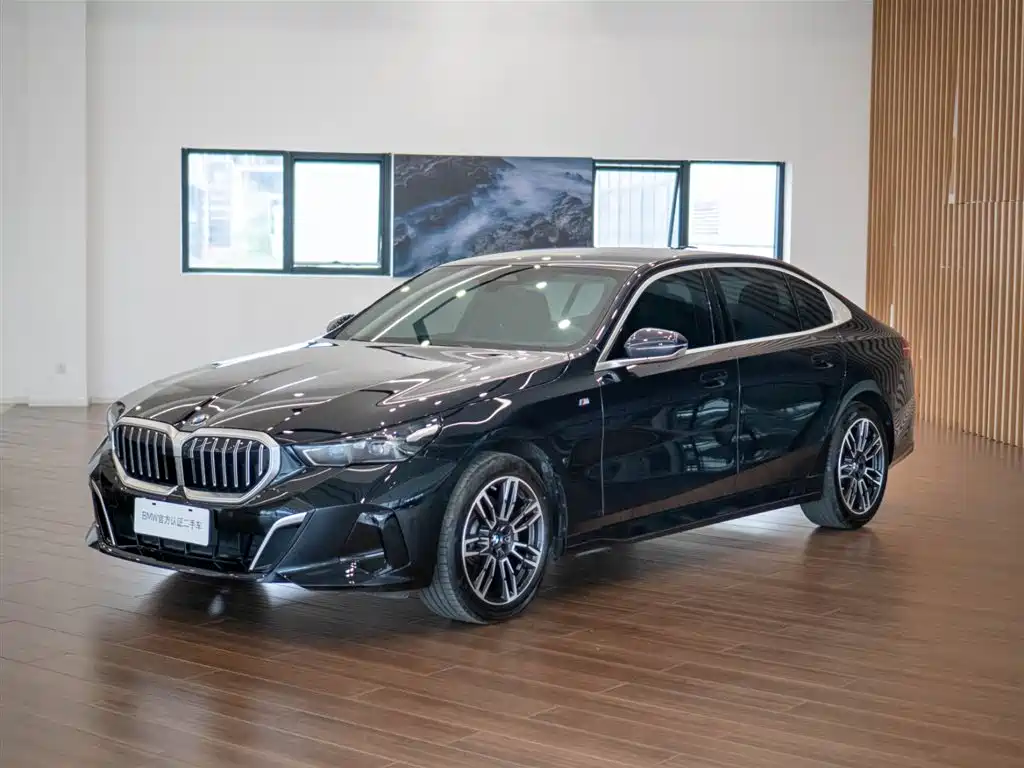 BMW 5 Series 5 2025 530Li Lead M Sport