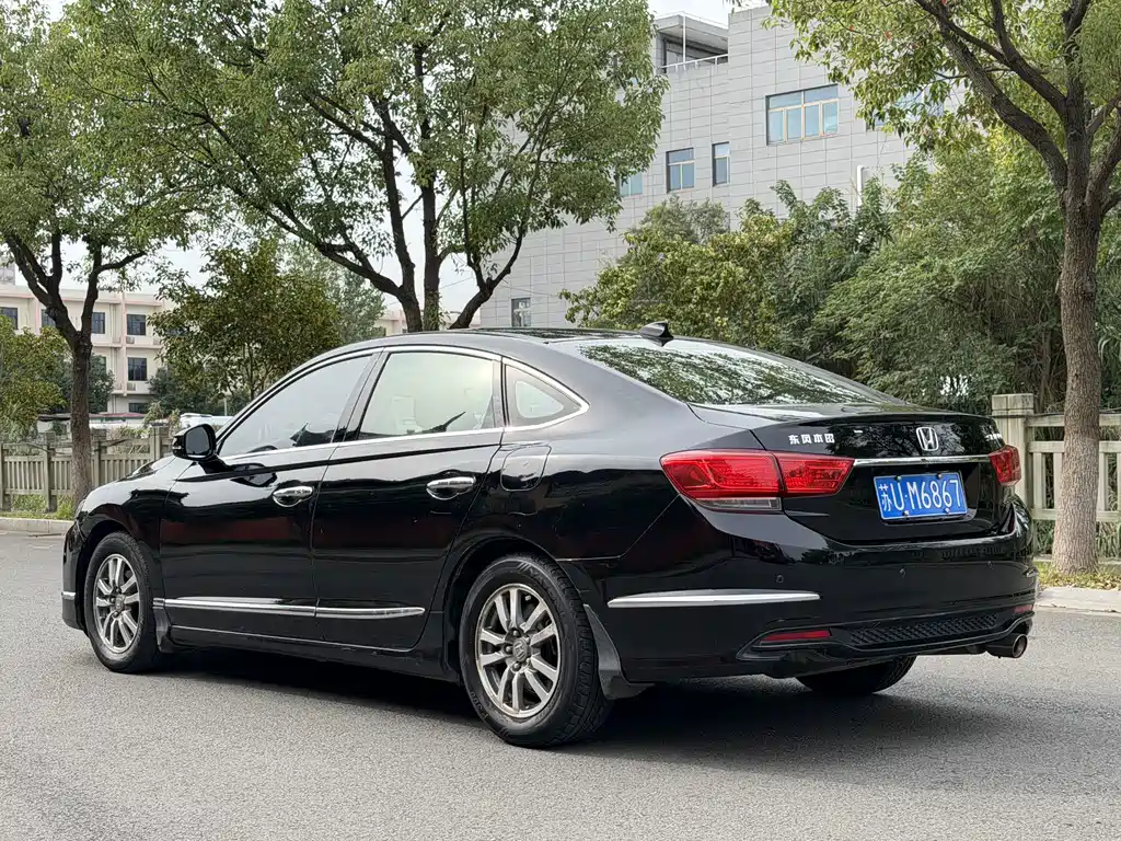 Honda Spirior — миниатюра 7