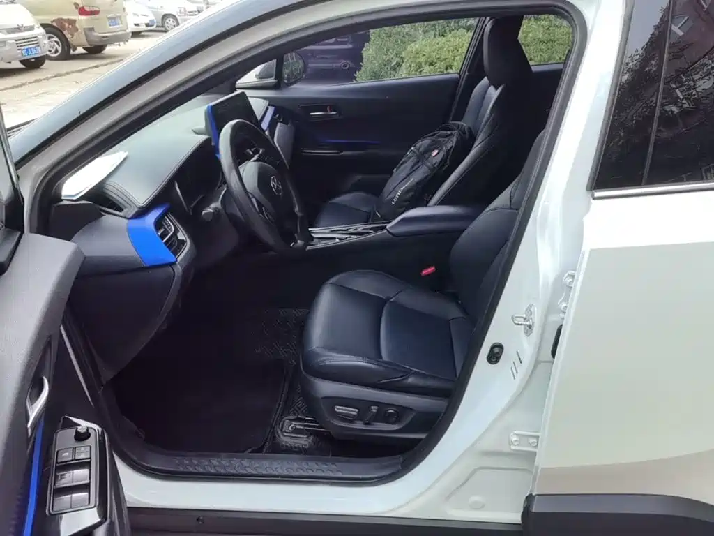 Toyota C-HR — миниатюра 15