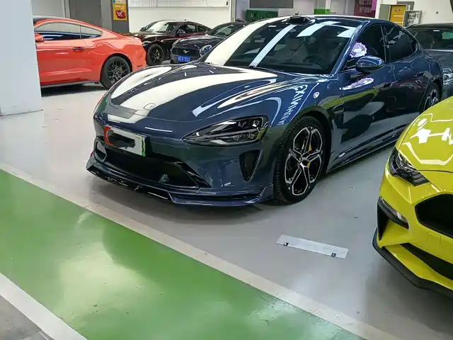 XIAOMI CAR XIAOMI SU7 2024