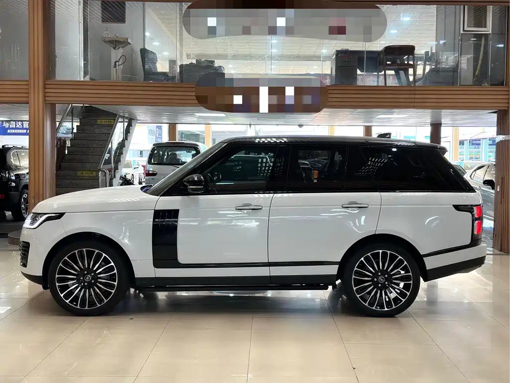 Land Rover Range Rover — миниатюра 3