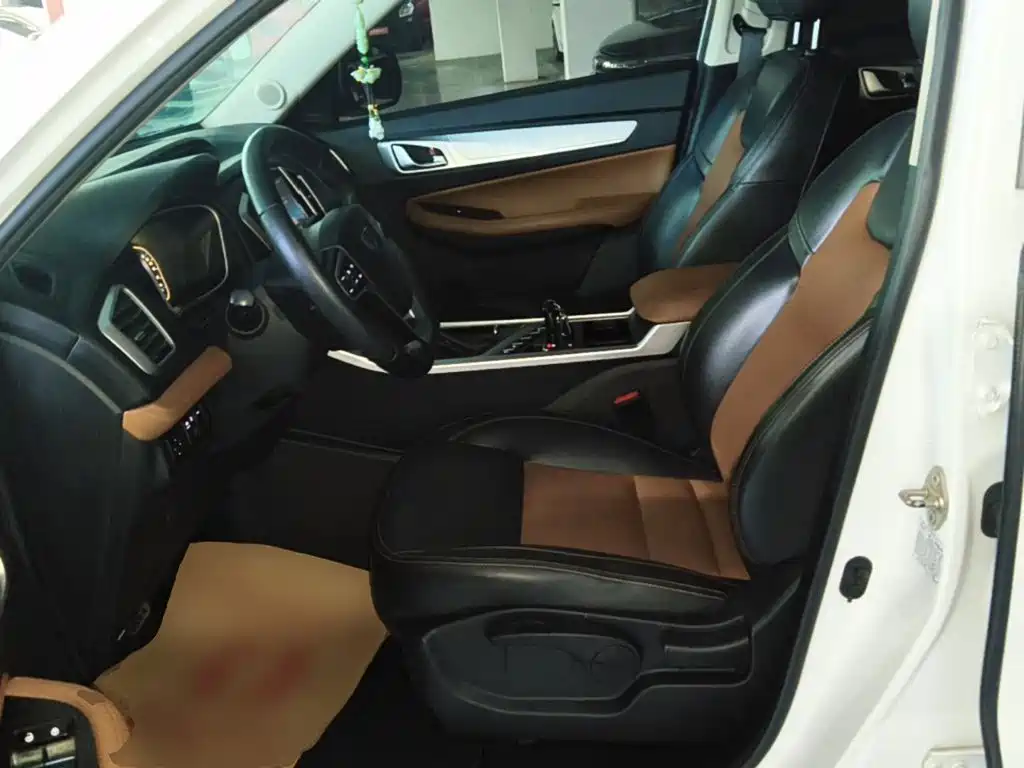 Geely Vision X6 — миниатюра 15