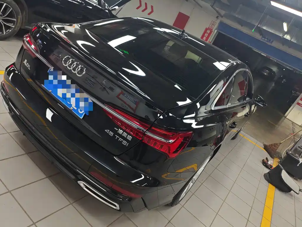 Audi A6L — миниатюра 9