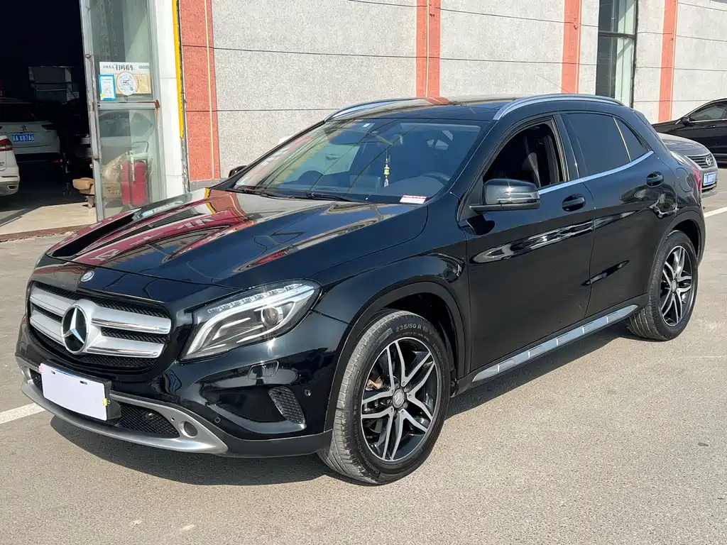 Mercedes-Benz GLA 2017
