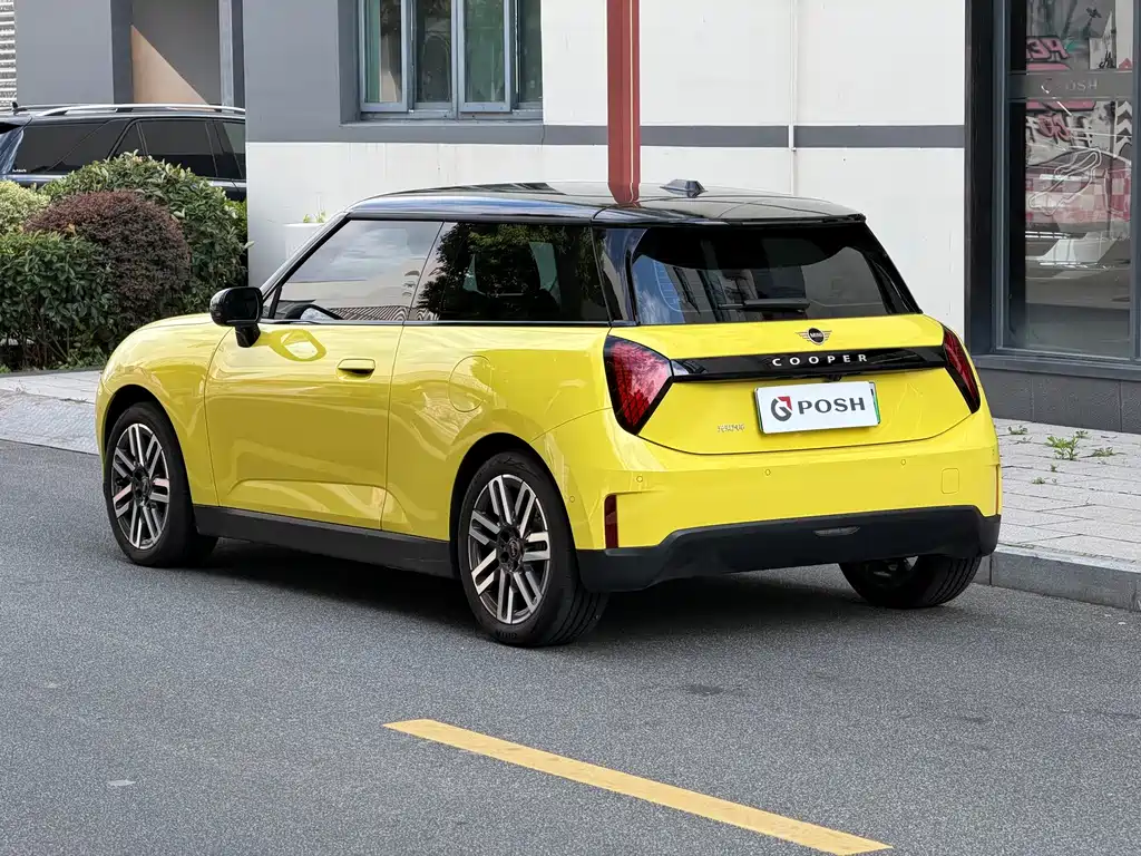 MINI MINI COOPER EV — миниатюра 6