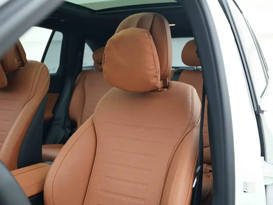 Mercedes-Benz GLC — миниатюра 13
