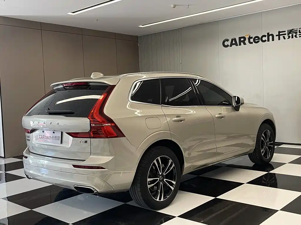 Volvo XC60 — миниатюра 5