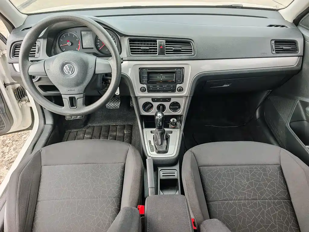Volkswagen Lavida — миниатюра 11