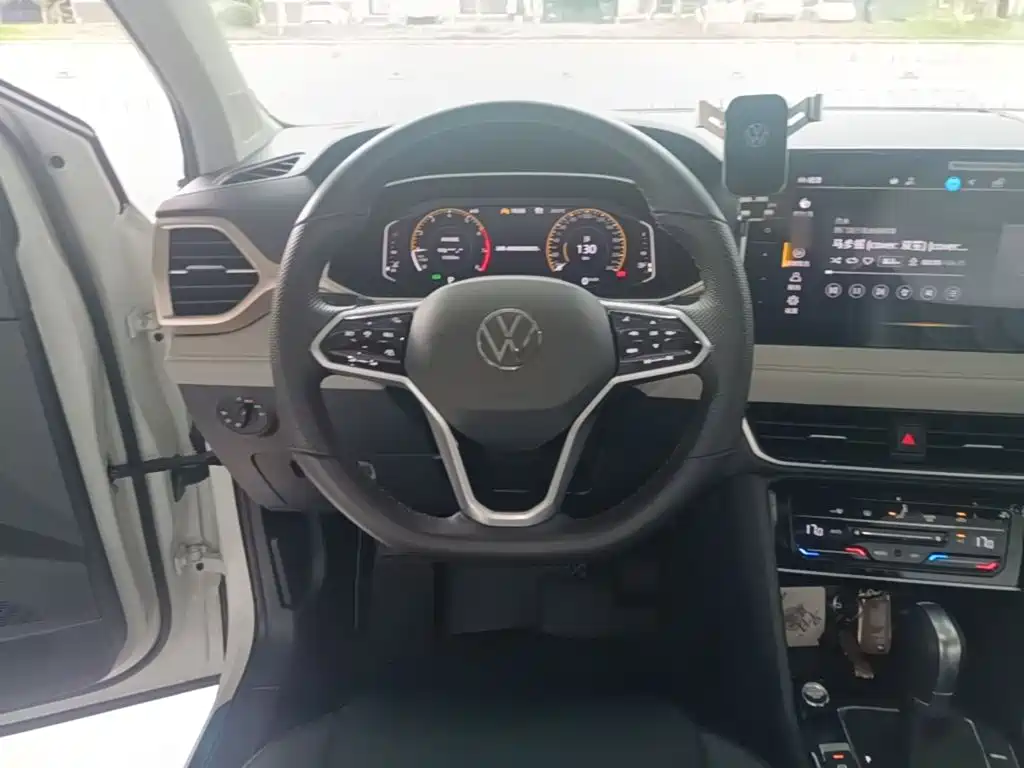 Volkswagen Tharu — миниатюра 11