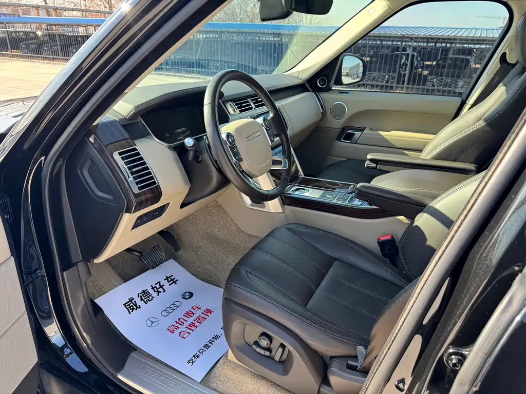 LAND ROVER RANGE ROVER